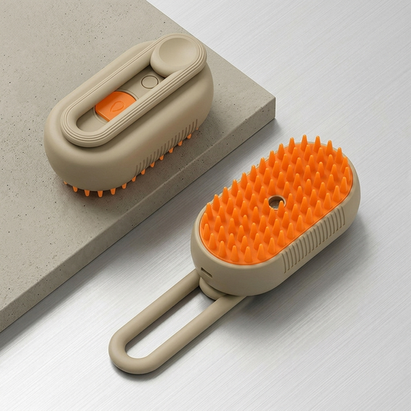 The Pluma Steam Brush